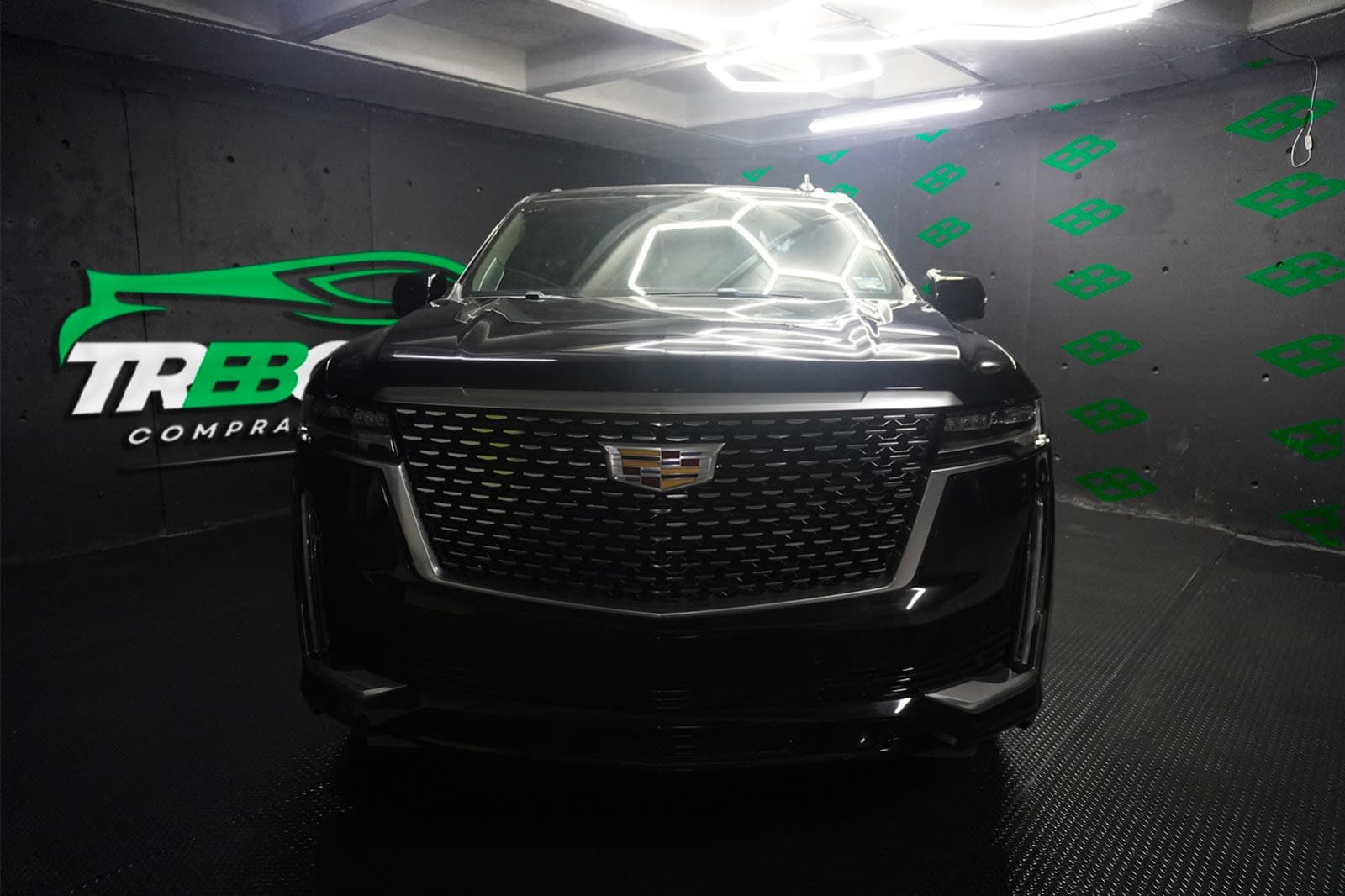 Cadillac Escalade ESV - Imagen 1