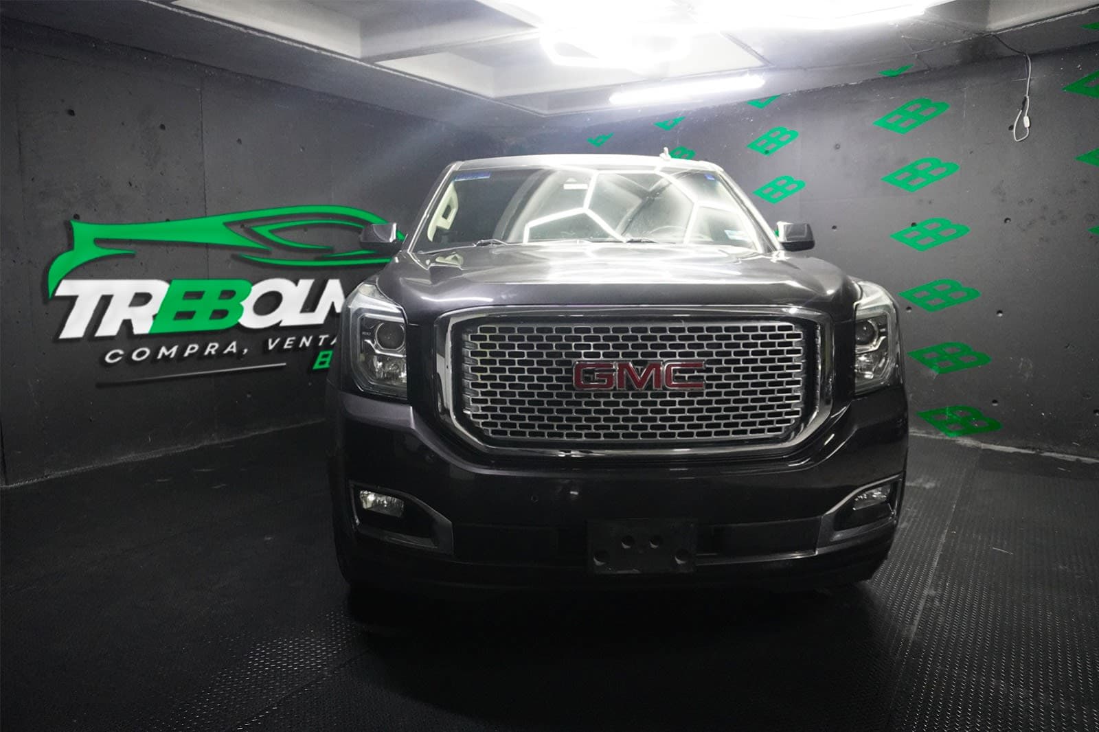 GMC Denali Yukon - Imagen 1